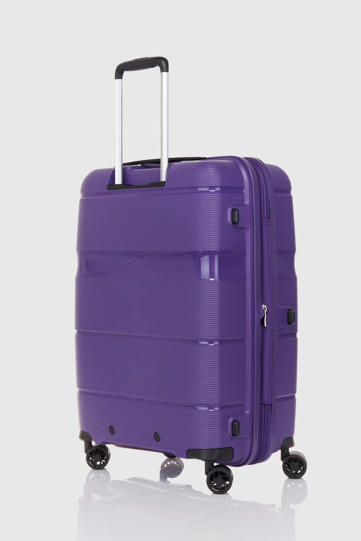 American Tourister Linex 66cm Suitcase 5 American Tourister Linex 66cm Suitcase - Image 5