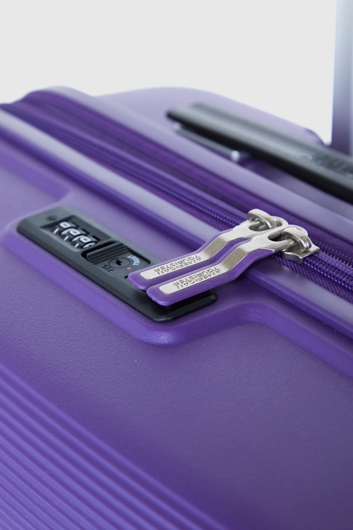 American Tourister Linex 66cm Suitcase 7 American Tourister Linex 66cm Suitcase - Image 7