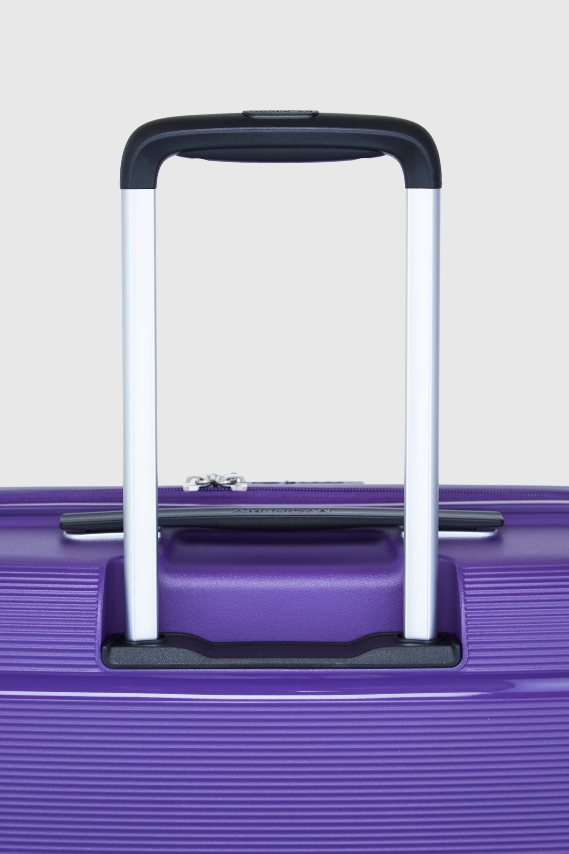 American Tourister Linex 66cm Suitcase 8 American Tourister Linex 66cm Suitcase - Image 8