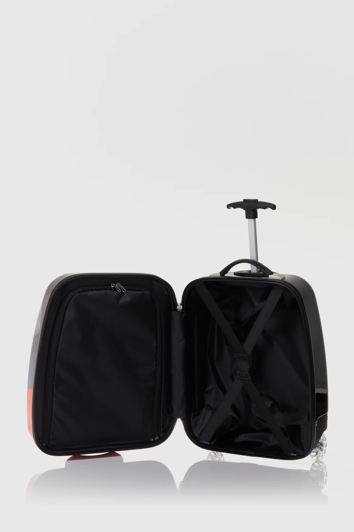 Marvel Superhero Carry On Suitcase 4 Marvel Superhero Carry On Suitcase - Image 4