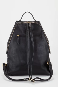 Travel Luggage Store -Travel Luggage Store 3210602 2