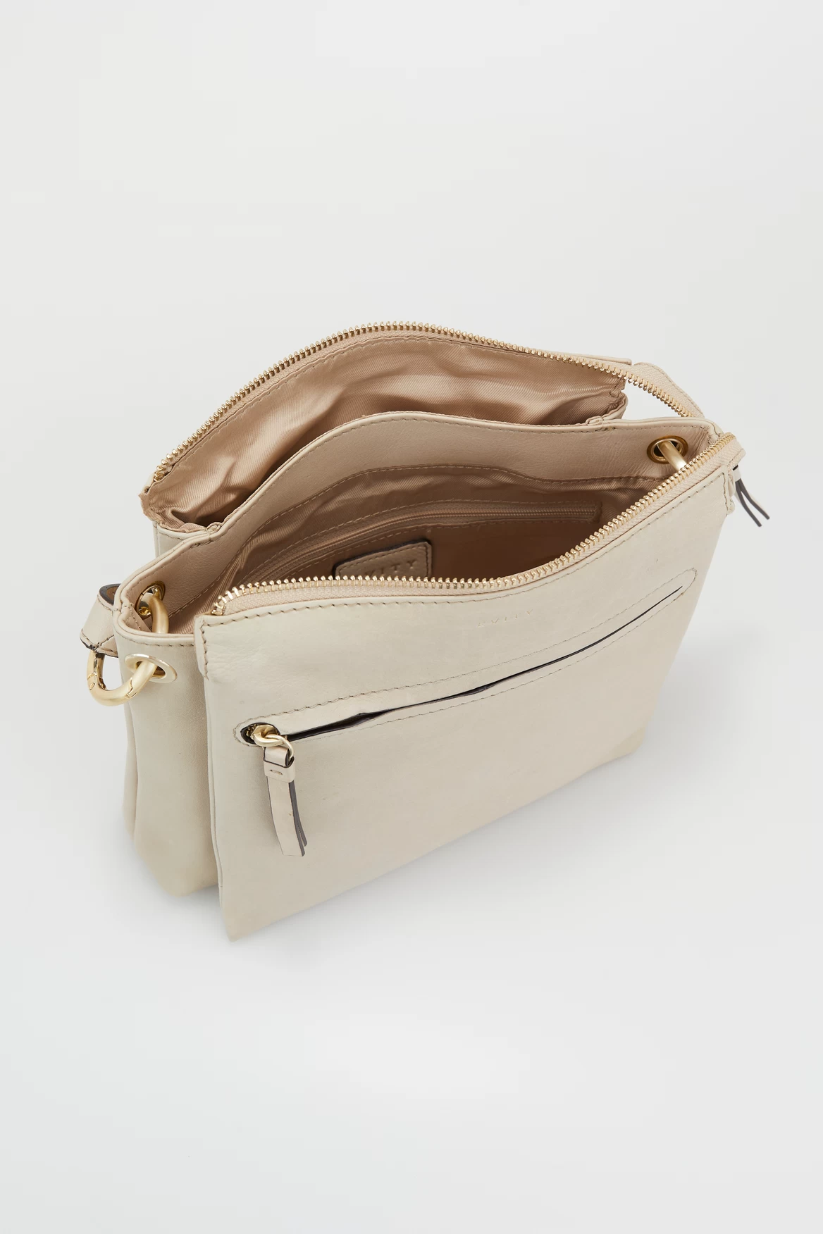 Guild Leather Crossbody Bag 3 Guild Leather Crossbody Bag - Image 3