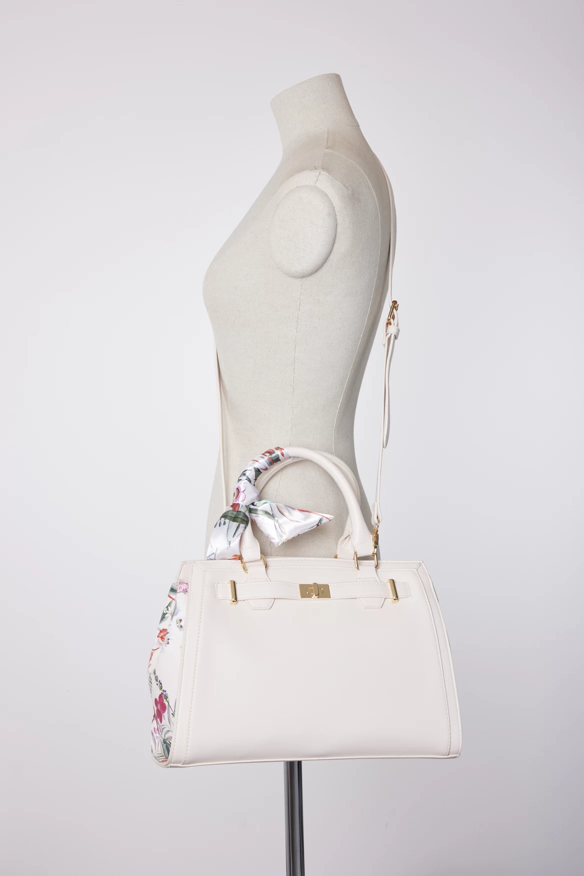 Floral Shopper Bag 4 Floral Shopper Bag - Image 4