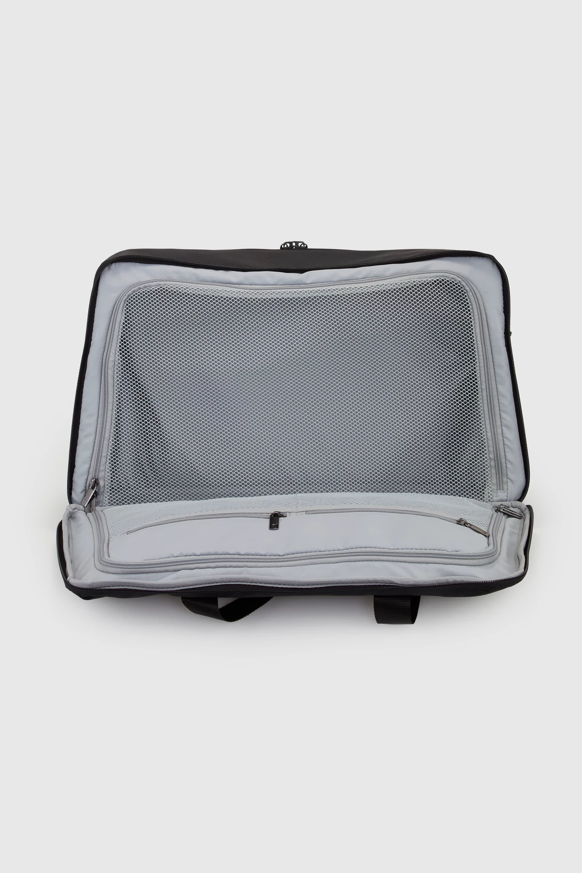 Stori Split Case Opening Wkndr 4 Stori Split Case Opening Wkndr - Image 4