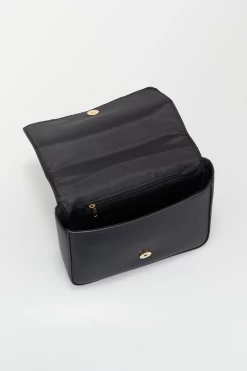 Chain Detail Flapover Bag -Travel Luggage Store 3211864 3 5236f916 ddaf 4061 8f4e 2cffe95507ba