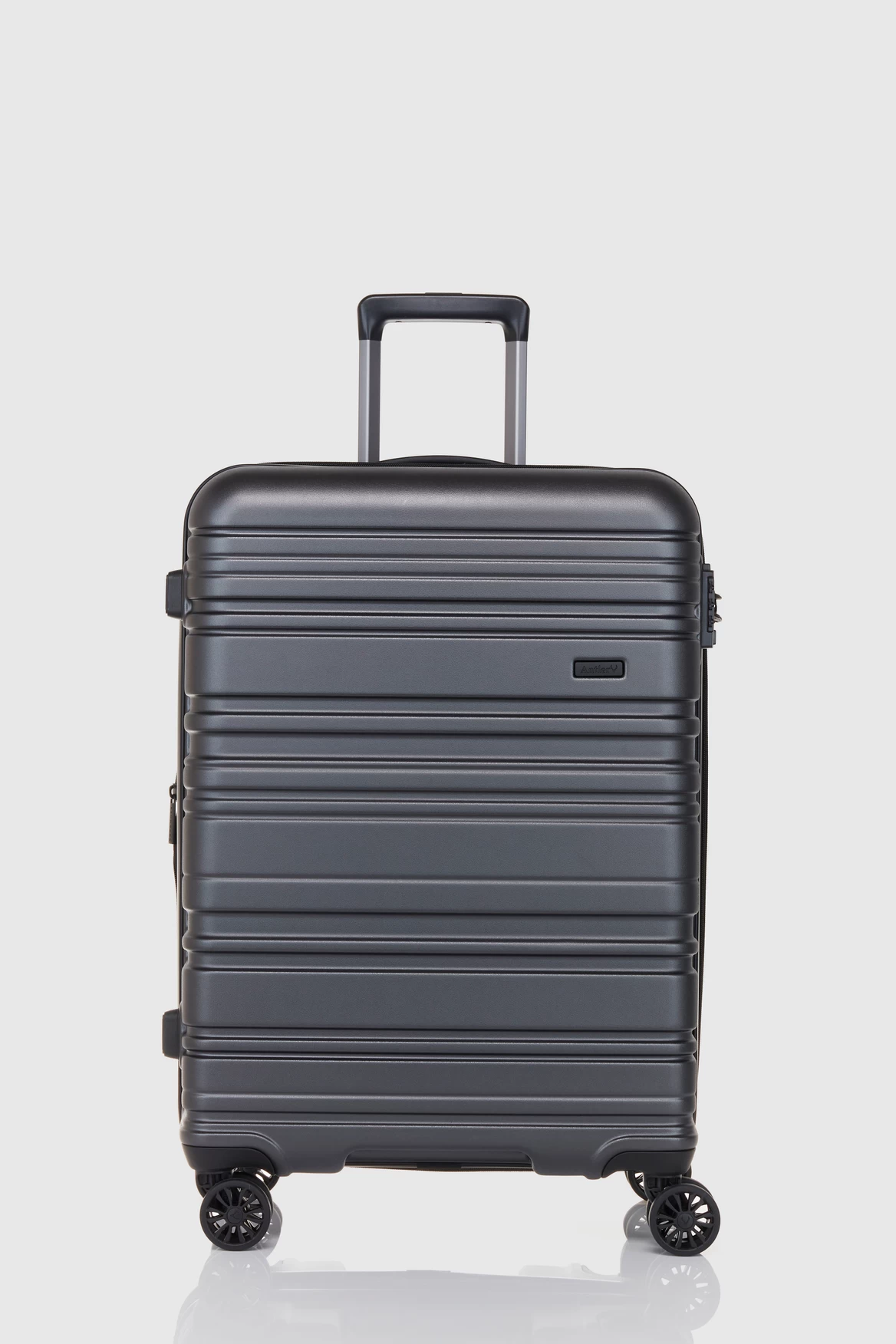 Antler Holcombe 68cm Suitcase 4 Antler Holcombe 68cm Suitcase - Image 4